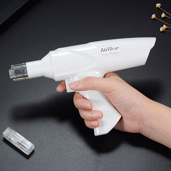 Mājas lietošanai paredzēta ūdens gaismas terapijas ierīce — Hidratācija, Grumbu noņemšana, Ādas atjaunināšana, Gaismas terapija, Iebūvēta baterija 1000–1200 mAh