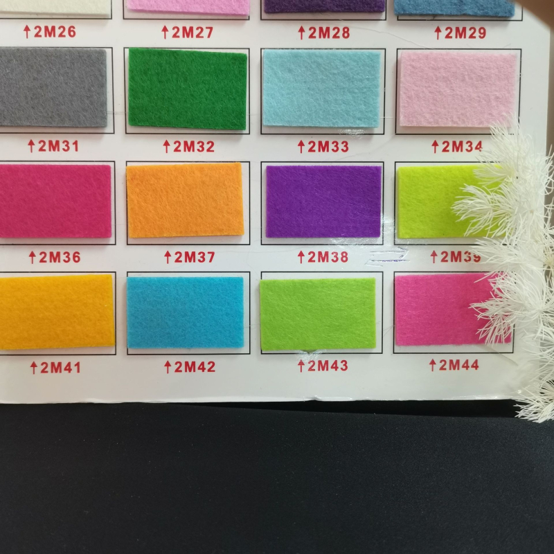 PMM Poliesterio adatinis netintas audinys – 2 mm filco audinys drabužių pamušalams ir namų tekstilėms, GB standartas, 100% poliesteris