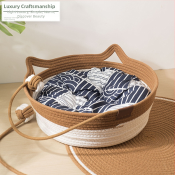 Kaķu ligzda no kokvilnas auklām — kaķiem, mājdzīvnieku ligzda