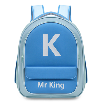 Kaķa mugursoma pastaigām, elpojoša un pārnēsājama; materiāls: zīds (900D) un PU; ietilpība vidēja; raksts krāsu saskaņots; cietība vidēja līdz mīksta.