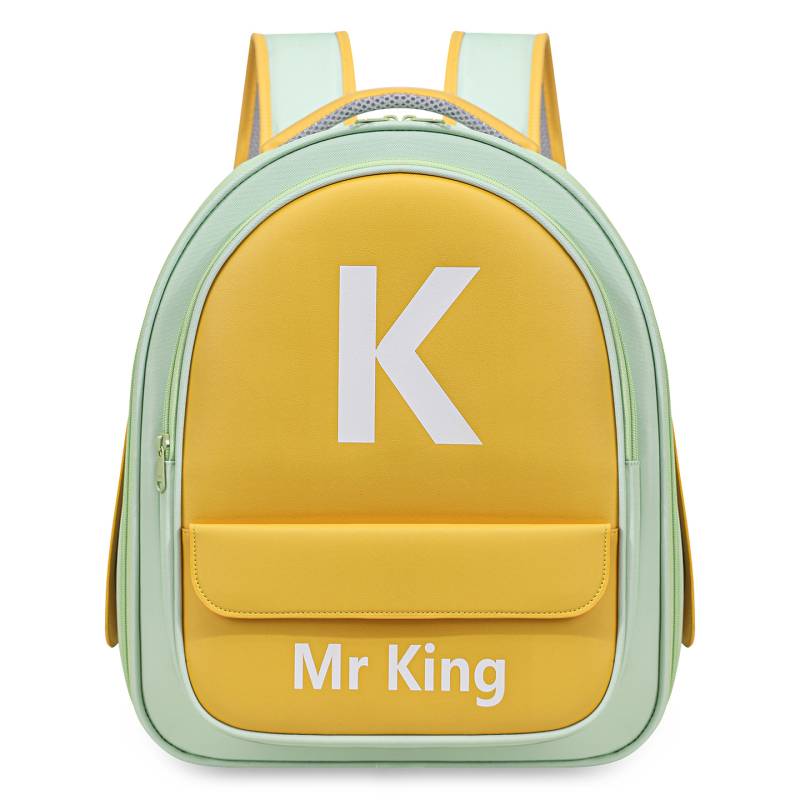 Kaķa mugursoma pastaigām, elpojoša un pārnēsājama; materiāls: zīds (900D) un PU; ietilpība vidēja; raksts krāsu saskaņots; cietība vidēja līdz mīksta.