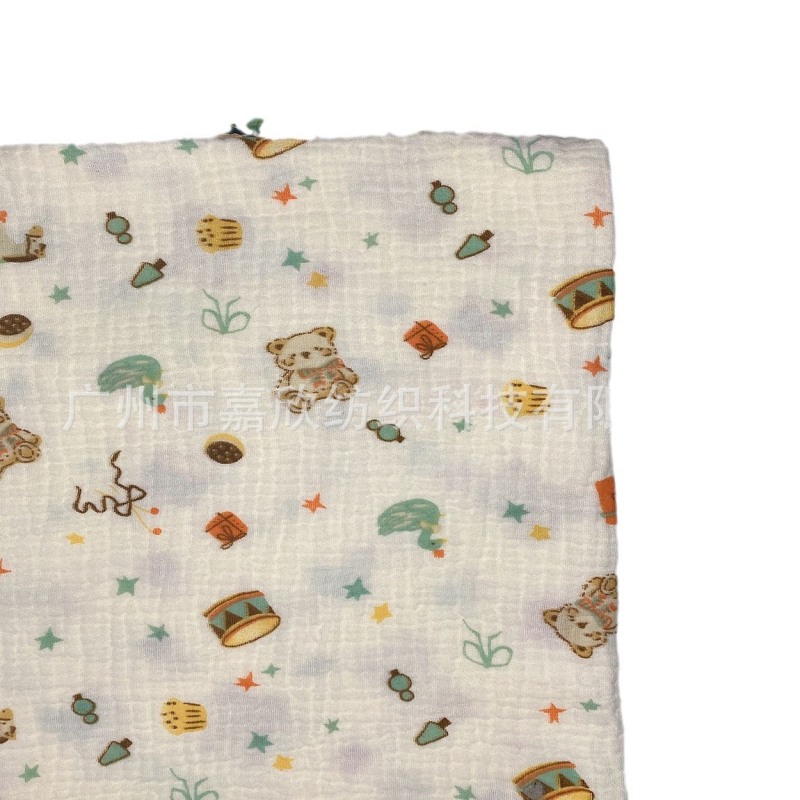 Pamut kettős géz muszlin anyag medve mintás nyomással pizsikhoz és otthoni viselethez; 100% pamut; cilinderes színezés; növényi motívum nyomtatás