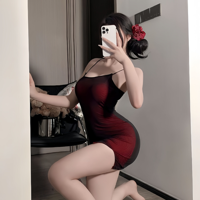 Seksa caurspīdīga mežģīņu kleita sievietēm – cieša piegriezums, poliester mežģīne, lomu spēļu stils