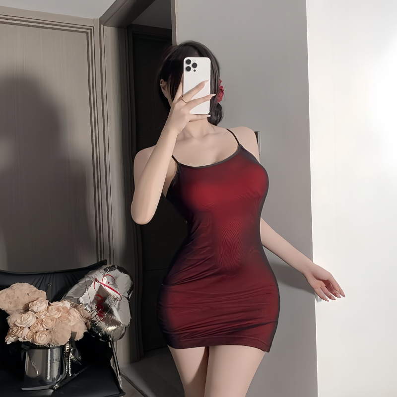 Seksa caurspīdīga mežģīņu kleita sievietēm – cieša piegriezums, poliester mežģīne, lomu spēļu stils