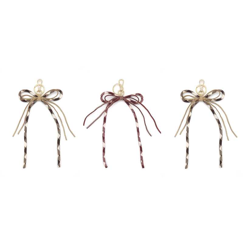 Maišelio raktų pakabukas su kaspinėlio mazgu, languotas modelis ir rhinestones, rankomis megztas iš poliesterio, vasara 2025