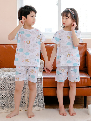 Gyerekeknek szóló 98%-os pamut rövid ujjú pizsamakészlet – uniszex, 3–8 éveseknek, nyár