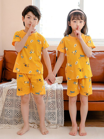 Gyerekeknek szóló 98%-os pamut rövid ujjú pizsamakészlet – uniszex, 3–8 éveseknek, nyár