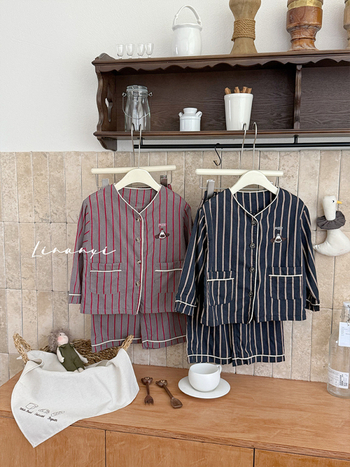 Детски есенен комплект за спане, 2025 г., 98% памук + 2% други влакна, Безопасност: Клас А, Унисекс домашно облекло, Корейски стил, Шарка: едноцветен, точки, леопардов принт