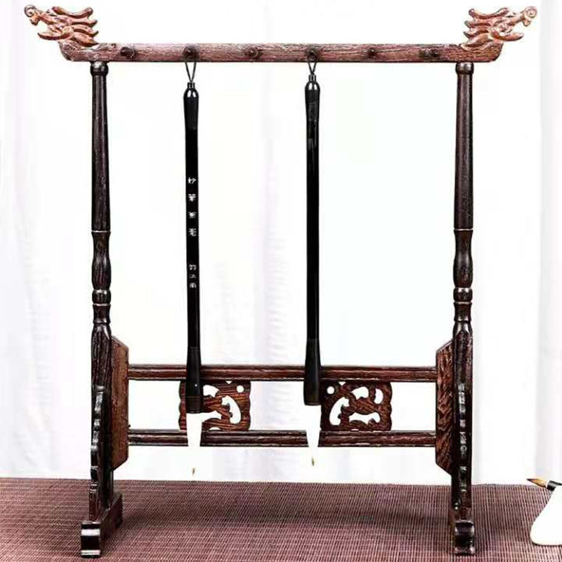 Ciets koka pildspalvas pakaramais ar pūķa galvu, adatu konfigurācijas: 8/16, 7/14, 6/12, 4/8 (Modelis JCM-8)