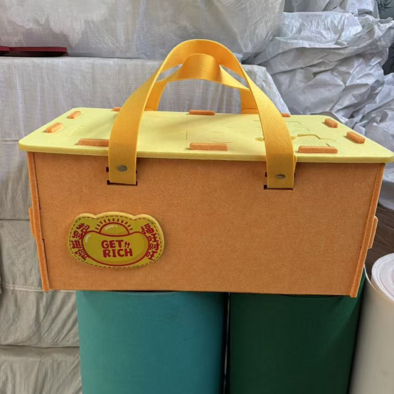 Dovanų laikymo dėžutė iš filco su dangčiu — Saixin, sintetinių pluoštų, filcas