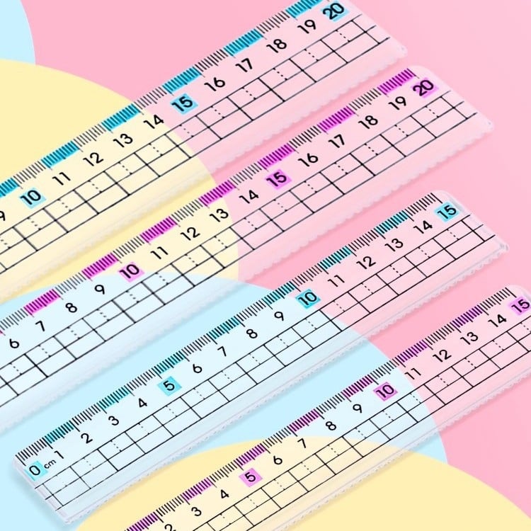 Friendly centimetarska linijka s vijugavim linijama i mjernom skalom — plastična, 85 g