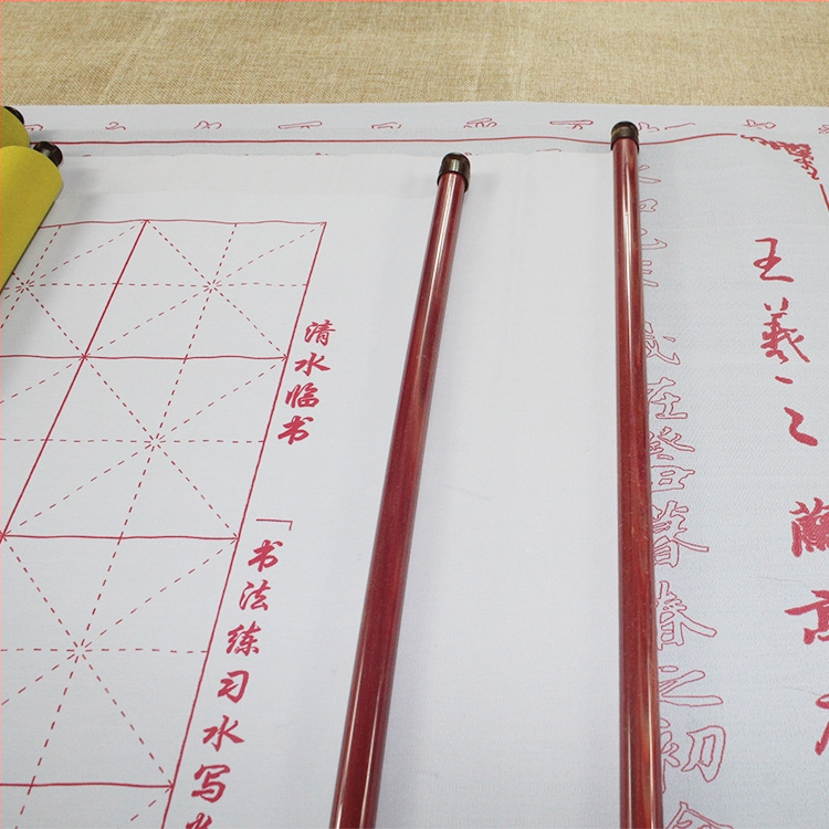 Kaligrafijos praktikos audinys su ryžių tinklelio raštu, stambintas flanelės paviršius, ritinėlis su ašimi, prekinis ženklas Deyi Hall