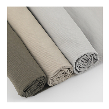 Țesătură țesută 65% bumbac, 35% nylon — model floral pentru primăvară-vară; potrivită pentru fuste, pantaloni, jachete, paltoane, haine pentru copii și îmbrăcăminte de lucru