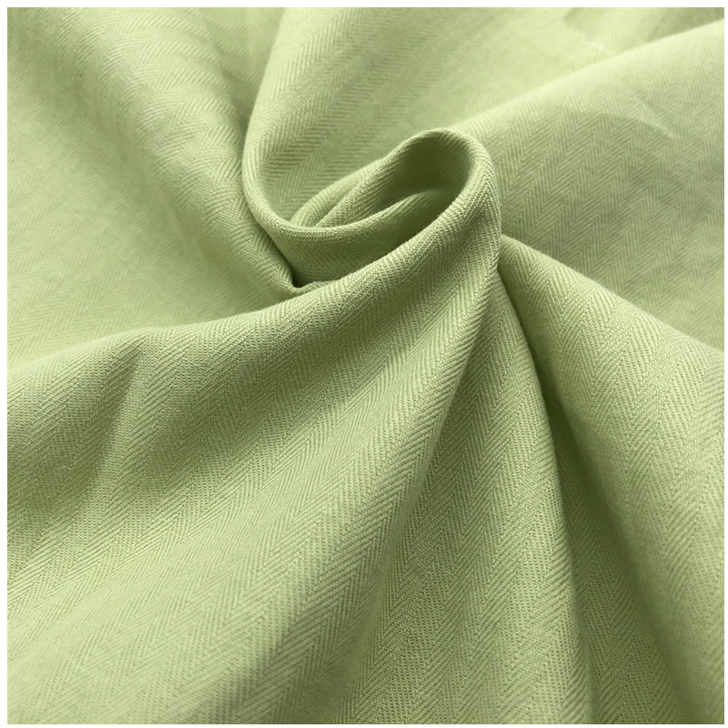 Țesătură din bumbac țesută, twill jacquard cu model herringbone, finisaj spălat, potrivită pentru cămăși, topuri, rochii, lenjerie și pijamale