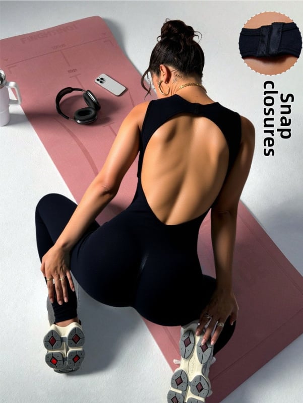 Женски еднопосочен йога гащеризон с открит гръб, високоеластичен найлон-спандекс материал, без ръкави, еластична талия, къси крачоли, тясна кройка.