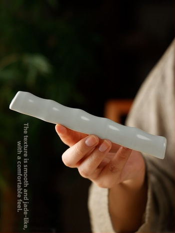 Keramikas pildspalvas un otu turētājs ar bambusa locījuma dizainu kaligrāfijai un gleznošanai