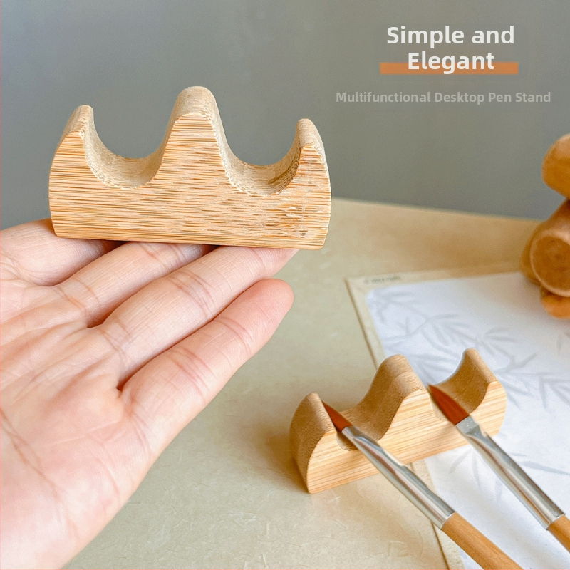 Stolný držiak na nechty s viacpriehradkovým dizajnom pre nástroje na manikúru