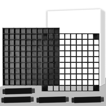 Kvadrātveida plastmasas suku turētājs – 96 nodalījumi, noņemama kastīte, priekš otu akvareļu un eļļas gleznojumiem.