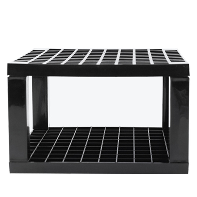 Kvadrātveida plastmasas suku turētājs – 96 nodalījumi, noņemama kastīte, priekš otu akvareļu un eļļas gleznojumiem.