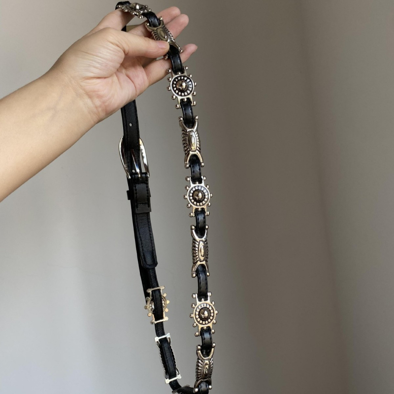 Izgravēta jostas ķēde no mākslīgās ādas, sakausējuma sprādze, āķa aizdare, sievietēm streetwear hip-hop aksesuārs