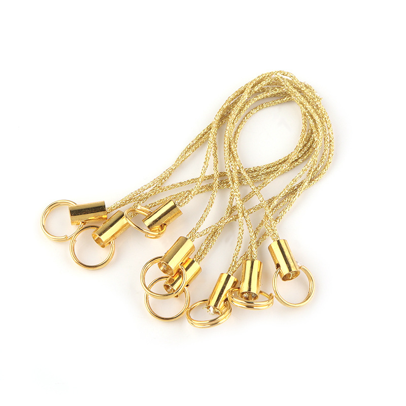 Metāla kulons ar elektroplatētu virsmu un dizainu ar lobster clasp