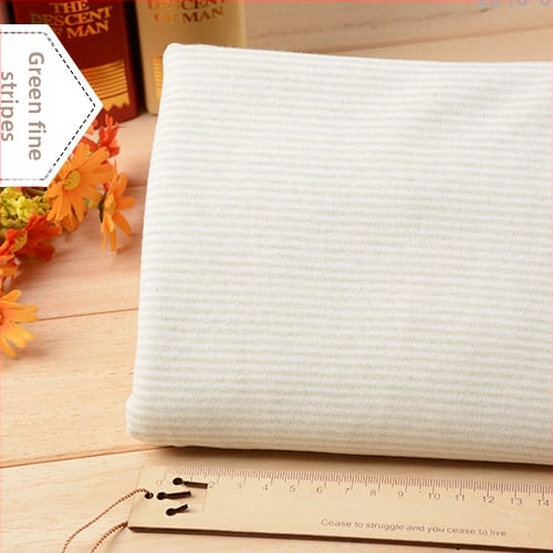 100% pamut csecsemő ruházathoz — bőrbarát, testhez álló anyag alvóruha és alsónemű számára, őszi–téli szezonra