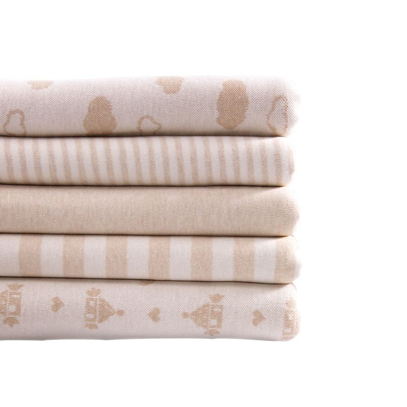 100% pamut csecsemő ruházathoz — bőrbarát, testhez álló anyag alvóruha és alsónemű számára, őszi–téli szezonra