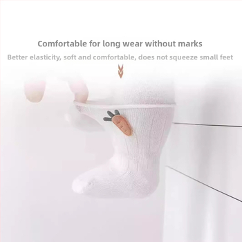 Beebide sokid 0–3 kuu vanustele, kevad-sügis, klass A, hingav puuvill, keskmise pikkusega toru, unisex