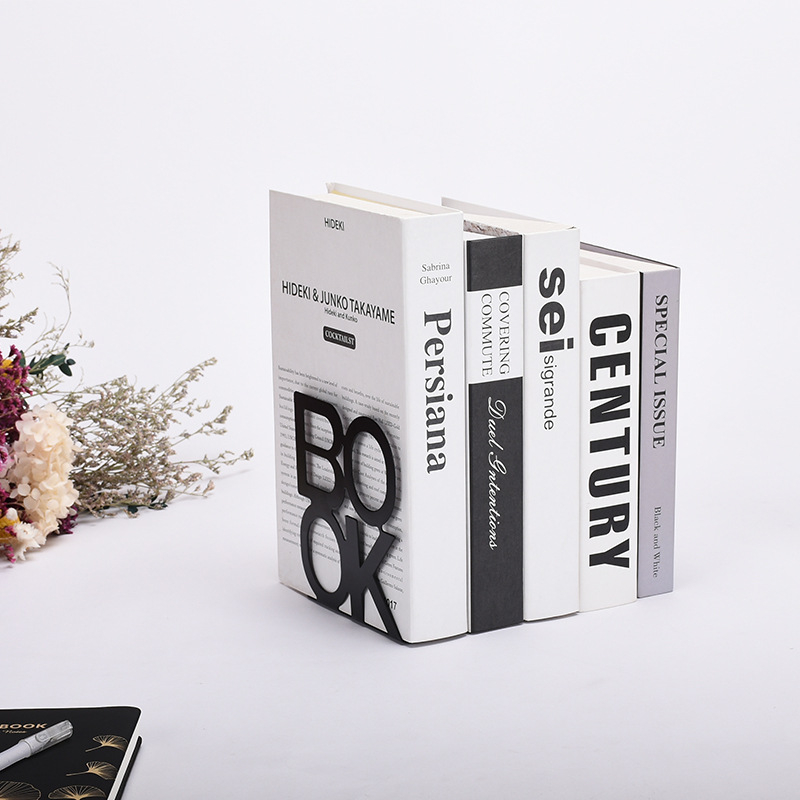 Metallist raamatu alus kontorile ja koolile – mudel 2013, Materjal: Metall, Neto kaal: 140 g, Pakend: 24 tk kartongis