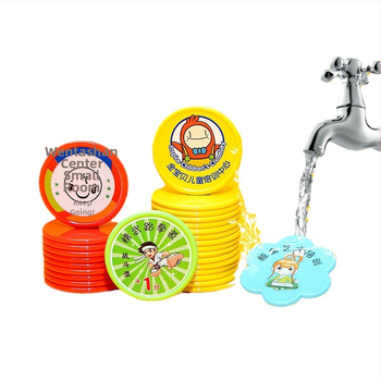 Plastist auhinnatokenid lastele — PS materjal, karp 10 000 tk, kiibi spetsifikācijas, kohandamine saadaval