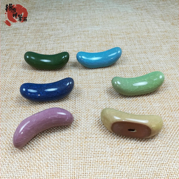 Keraminė pliušų laikiklis su ledo įtrūkimų glazūra, Pen Mountain modelis, kaligrafijai – logotipo spausdinimas galimas, pritaikymas