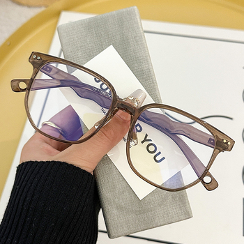 Akiniai su padengtais lęšiais, plastmasinis rėmas, modelis 11546, lęšio storis 1.0 mm, pavasaris 2025