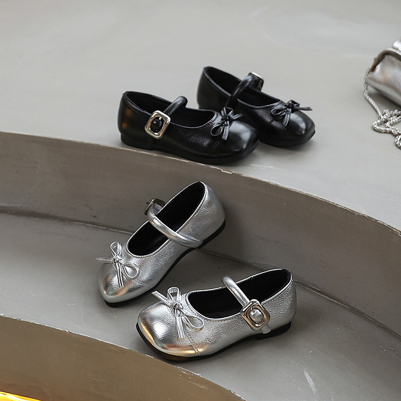 Tüdrukute tantsukingad, korea stiilis, Velcro-kinnitus, PU ülemine, kummist talla