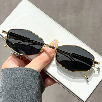 Metaliniai akiniai rėmeliai cat-eye stiliaus su polygonal dizainu, reguliuojamas rėmas, lęšiai nuo mėlynos šviesos, lęšių storis 1.0 mm, modelis 12019.