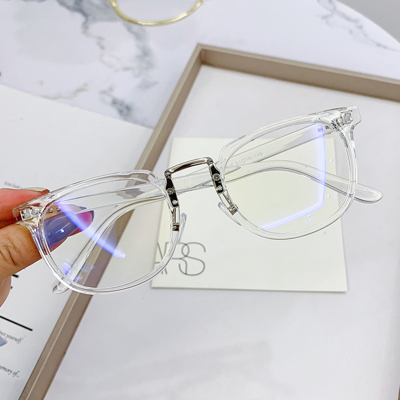 Akiniai su TR90 rėmu, plastikiniai, padengtos lęšiai, lęšio storis 1.6, modelis 2988