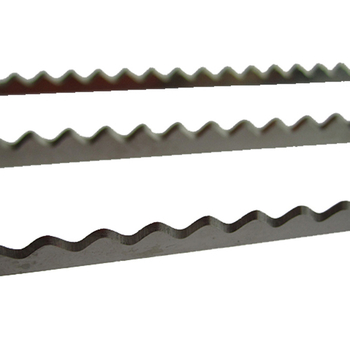 Raise Kai Tortų Sluoksnių Pjaustytuvas — Kepimo Rinkinys, Sūrio ir Sumuštinių Pjaustytuvai, Modernus Minimalizmas