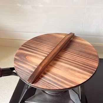 Geležinė puoda su eglės medžio dangčiu, mn-546, anti-retro stilius, 0.6 kg, pritaikymas