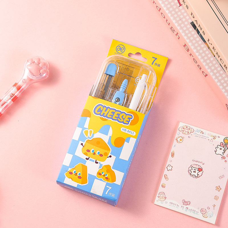 7 dalių piešimo komplektas su skriestuvu ir liniuotė studentams (Prekės ženklas: Wooden grid, Be elektros, Be IP leidimo, Asmeninė dovana)