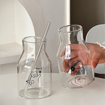 Стъклена чаша от боросиликатно стъкло, стил карикатура, със сламка, цилиндрична, термоустойчива