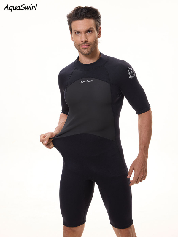 Vyrų neopreno plaukimo kostiumas su trumpomis rankovėmis – greitai džiūsta, AquaSwirl – tinkamas nardymui ir snorkeliavimui