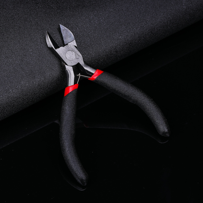 Clește pentru crimpare bijuterii, cu vârfuri dinți