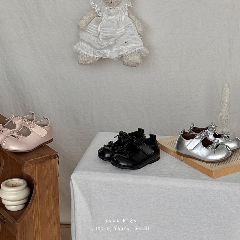 Xshx Balleti jalanõud tüdrukutele - ülaosa merceriseeritud mikrofiibernahk, talla kumm, Velcro kinnitamine, vanuserühm 1–12 aastat, Kevad ja Sügis