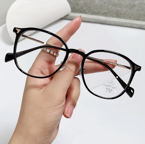 Handsome Sheep mioopijos akiniai su plastiko rėmeliu, modelis 01247, lęšių storis 1.6, dengti lęšiai