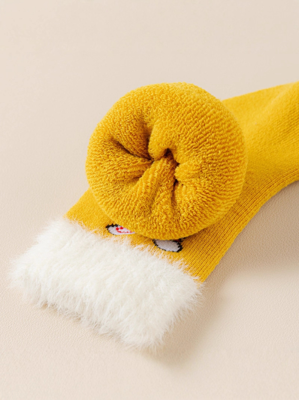 Laste paksud terry sokid polüesterist, keskmise pikkusega, karikatüübiga, talveks