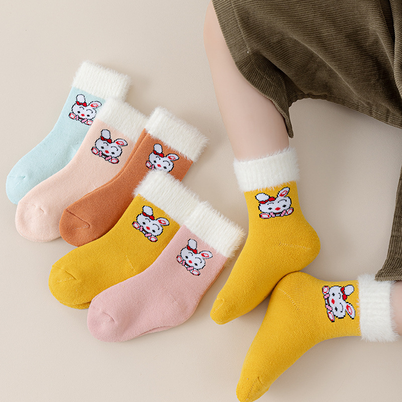 Laste paksud terry sokid polüesterist, keskmise pikkusega, karikatüübiga, talveks