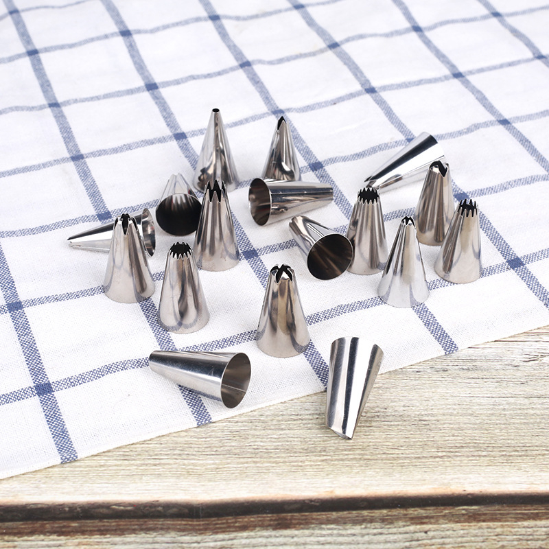 Dekorēšanas uzgalu komplekts no nerūsējošā tērauda, 30 gab., kastē, cepšanai