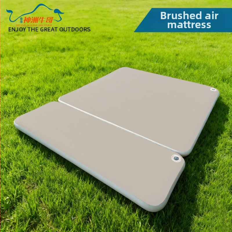 Nafukovacie lôžko pre vonkajšie a automobilové kempovanie s povrchom z kompozitného materiálu; hmotnosť 3 kg; nosnosť 500 kg; jednovrstvový; vonkajšia vzdušná pumpa; ručné nafúknutie