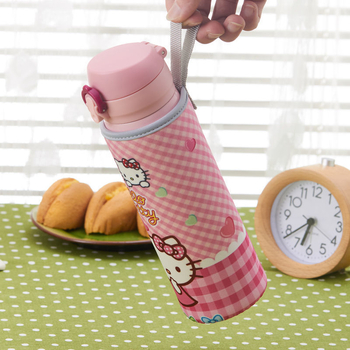 Termo puodelio uždangalas, animacinio stiliaus, iš audinio, su raišteliu