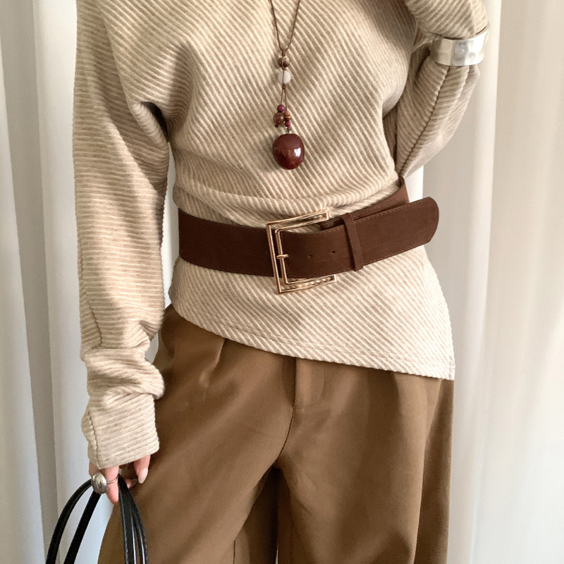 PU odinė juosta su cinko lydinio sagtimi, užsegimas su smeigtuku, pločio daugiau nei 4 cm, universalus stilius, žiemos leidimas 2025