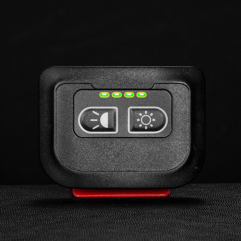 LED galvos žibintuvas su įmontuota baterija, 10W, diapazonas 100–200 m, įkroviklis įtrauktas, tinkamas naktinei žvejybai